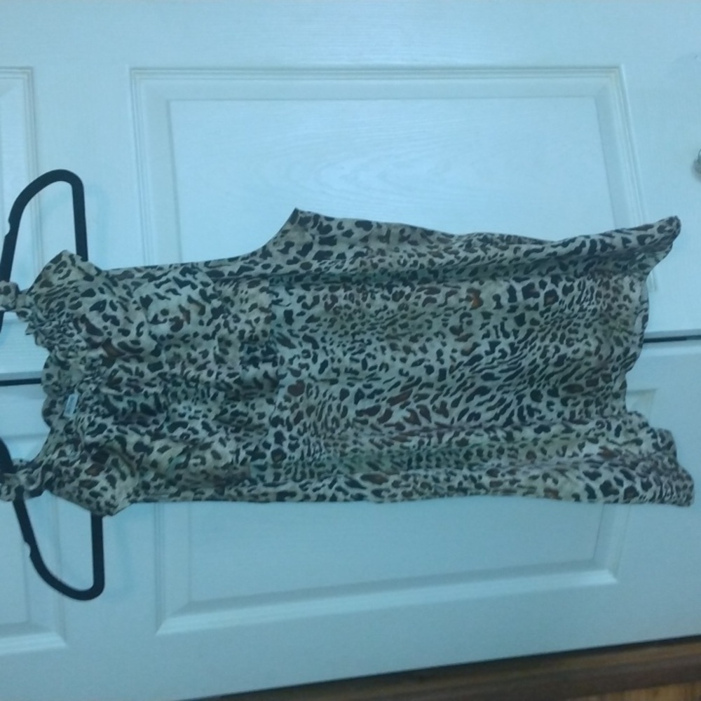 Essentials by Milano women's animal pattern sleeveless top SZ XL NWoT